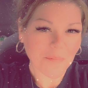 Meet your Posher, Joni